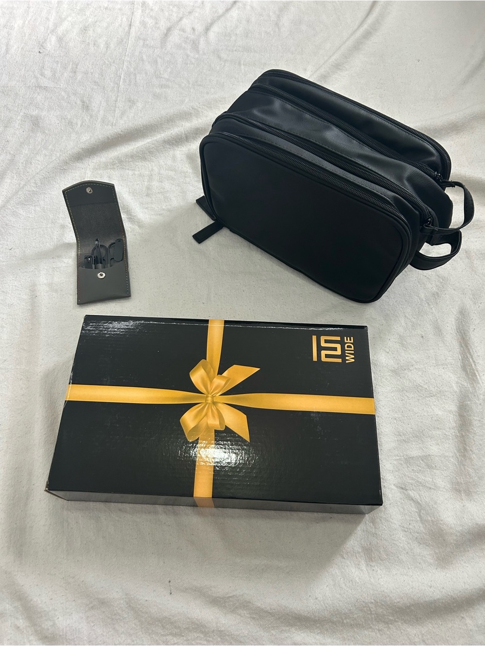New Matt & Nat Black Travel Bag